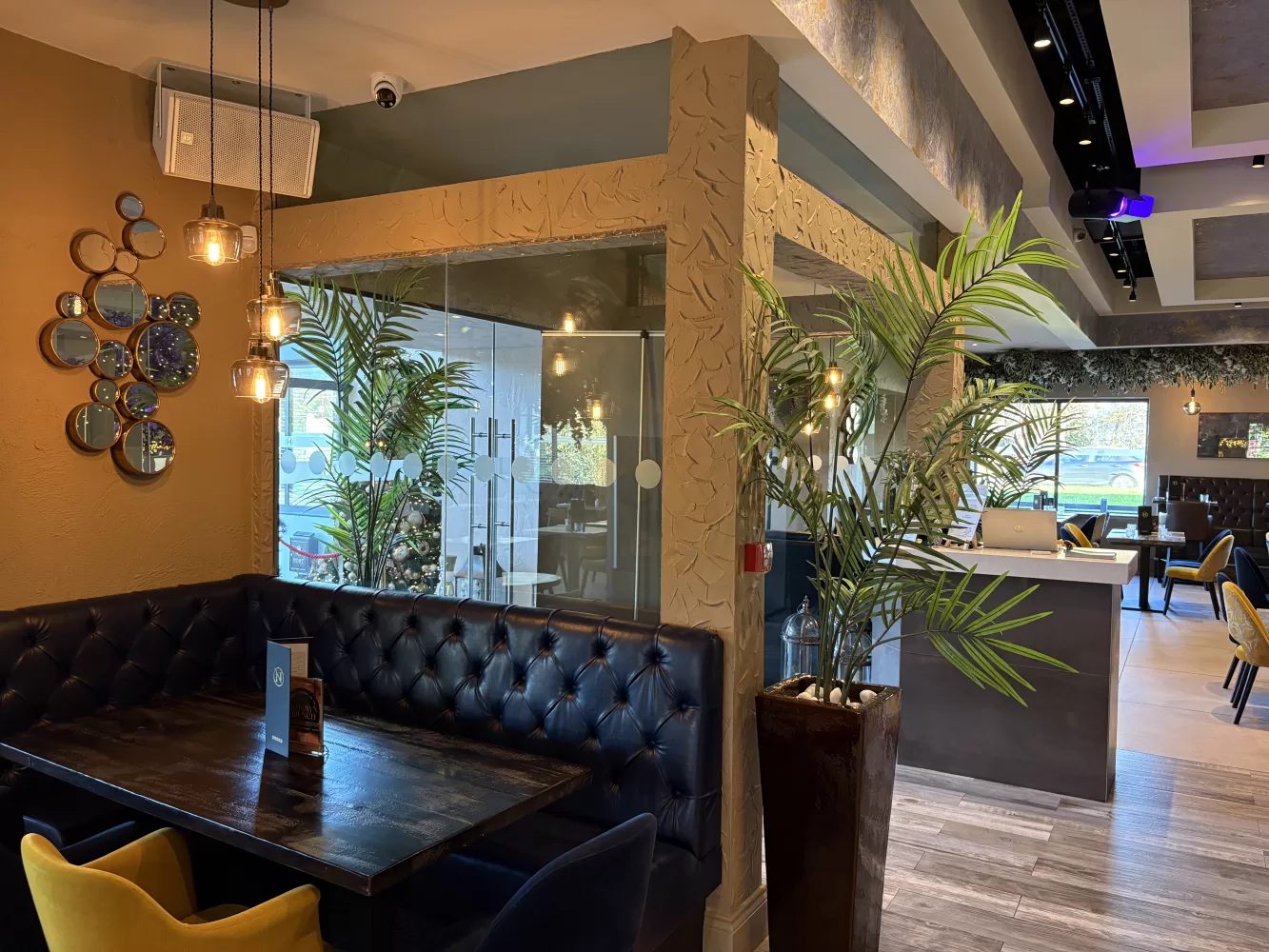 niccos-derby-av-installation